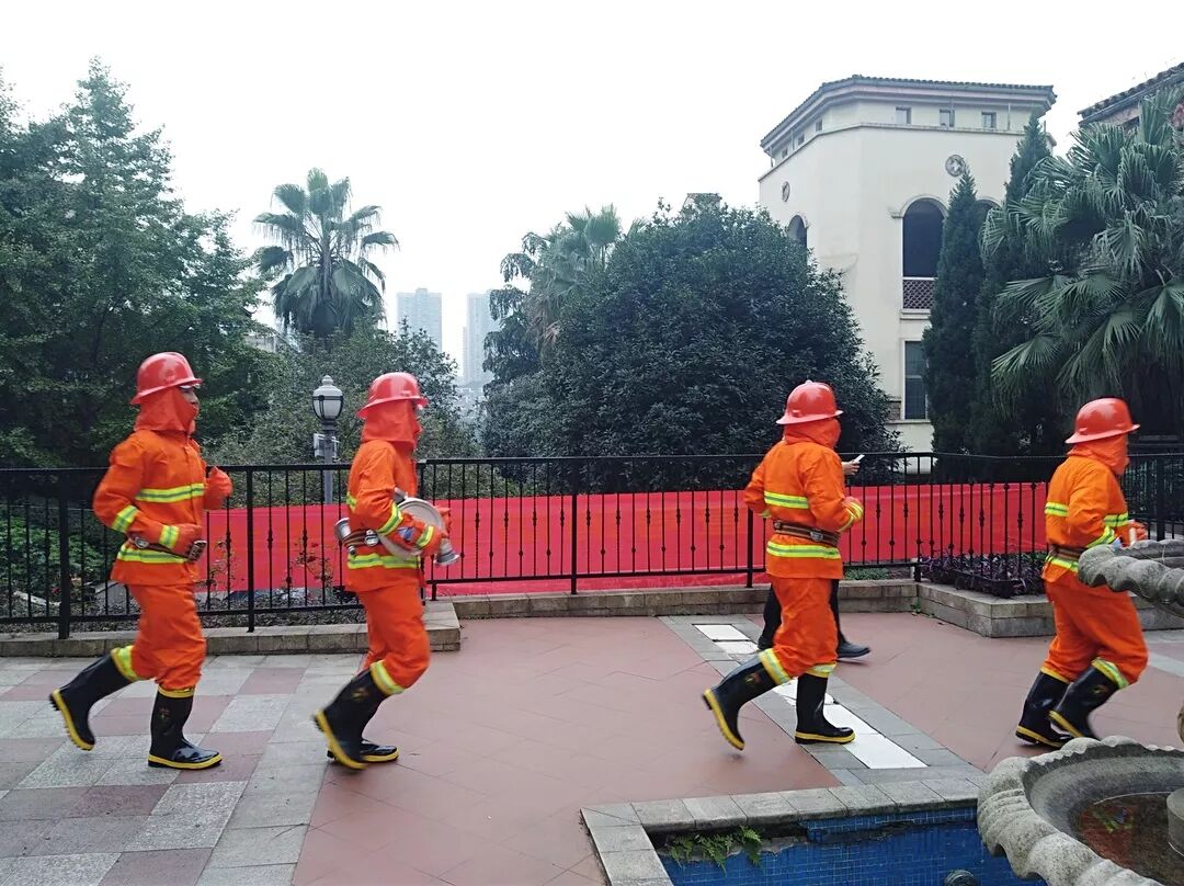 温情守护丨筑起天骄式“防火墙”