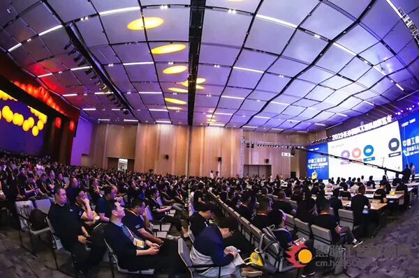 薛小平：工程機械行業(yè)螞蟻、兔子戰(zhàn)大象