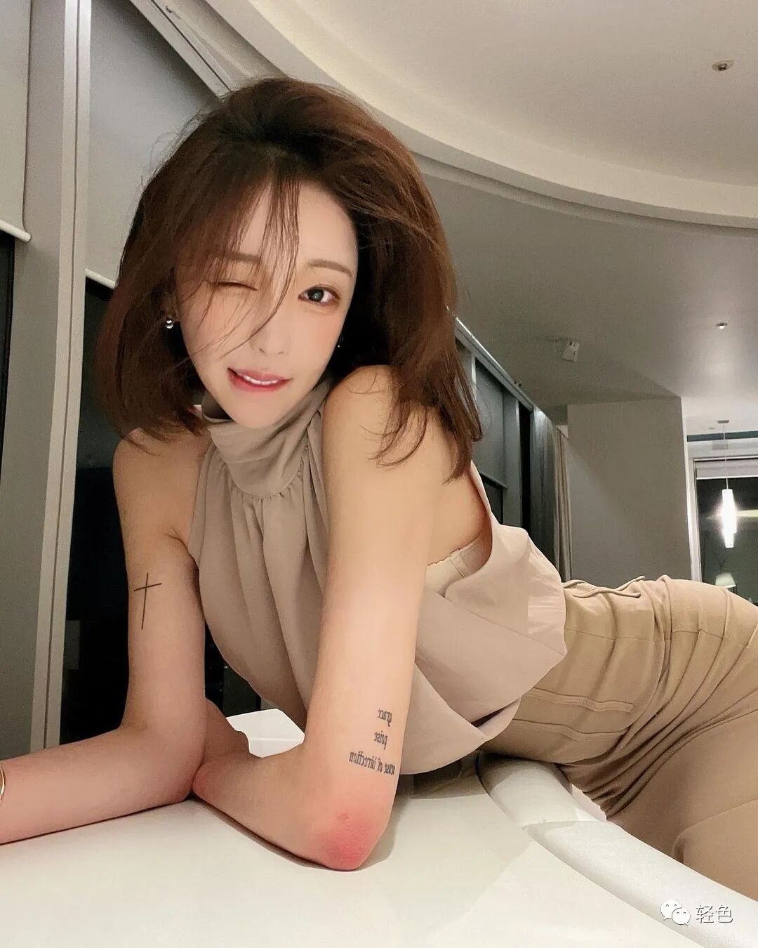 【美女】颜值出众身材高挑，有这样的英语老师，你还会逃课吗？（组图） - 13