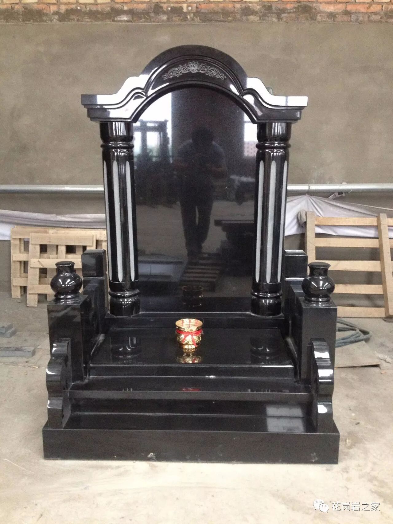 为什么花岗岩之山西黑墓碑的价格这么贵?