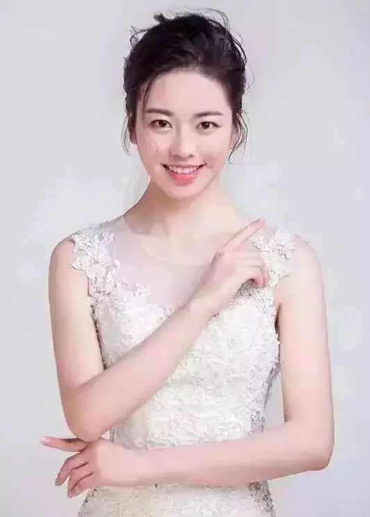 贺婷婷,camille he