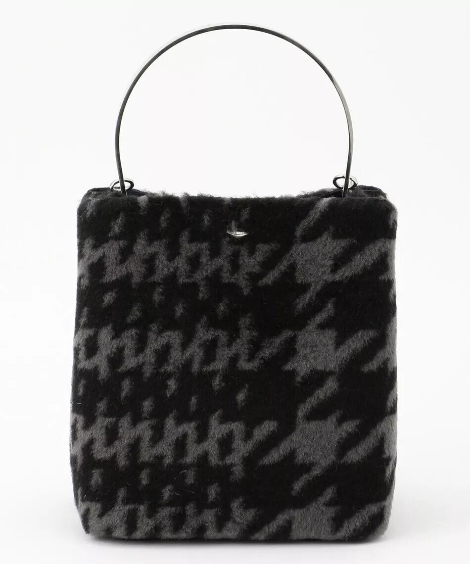 coordinatenavyblackbeigecolor更自由,轻盈,暖和!