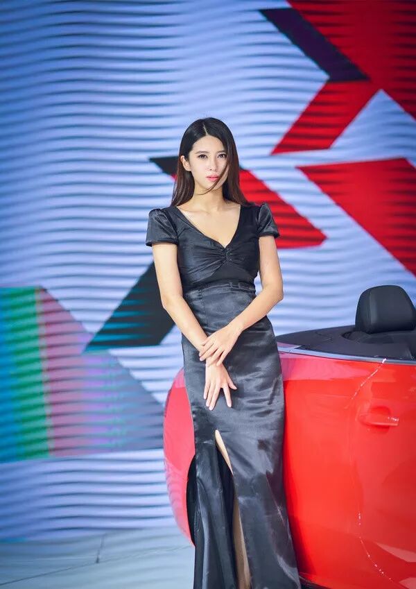 ͼġԸеļλģ AֱEֱϲĸ