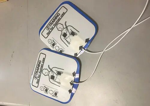 aed电极贴怎么贴AED的电极片，你贴的对吗？_https://www.jmylbn.com_新闻资讯_第3张