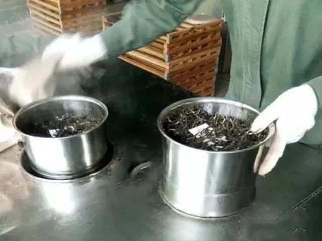 �ڳ�ح12������գ��ն���ƴ���ʦ���Ļ����¾�92��ש����֮��