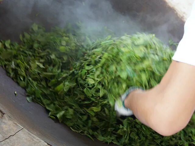 �ڳ�ح12������գ��ն���ƴ���ʦ���Ļ����¾�92��ש����֮��