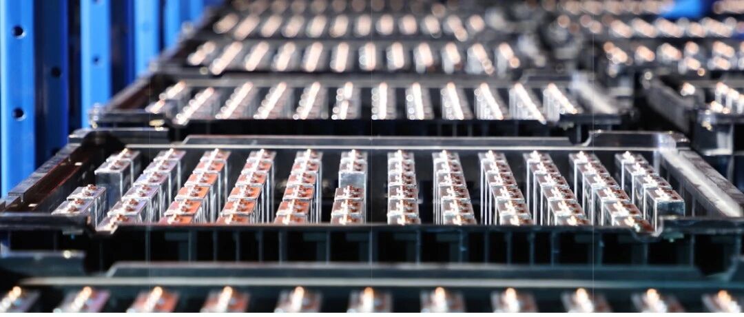 国轩独家回应瓯鹏质量指控：他们报告用错了标准，已在上周起诉 |飞灵