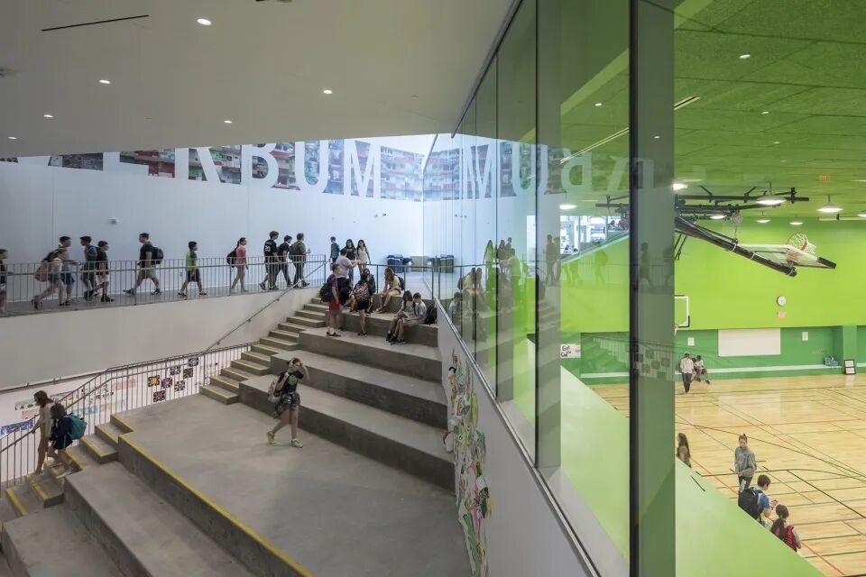 ֱ�л����裬˭������ס��