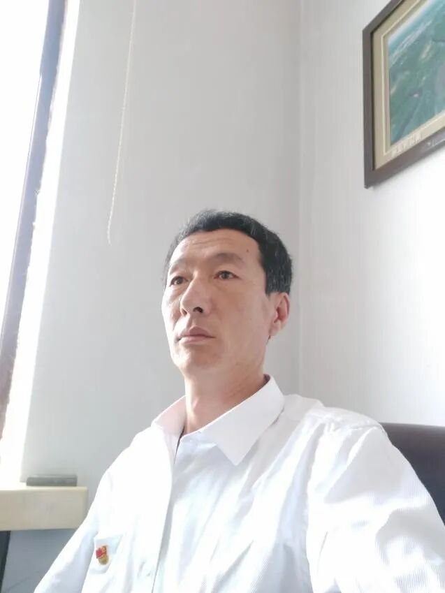 于海泳.jpg