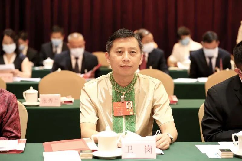 德宏州属于哪个市 【市长之声】全国人大代表、云南省德宏州州长卫岗：产业是德宏发展的关键支撑 招商引