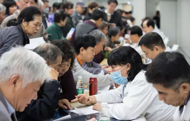 國務院這一年 | 厲害了word國務院!「醫食住用行」都想到了