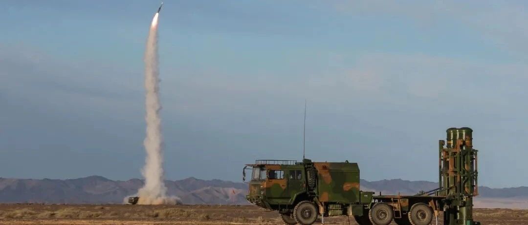 印度主动示弱？实控线出现大量导弹，参谋长承担不想打仗