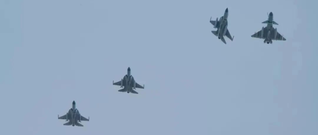 3款主力战机全被击败，巴基斯坦重新评估歼10，考虑大批量列装