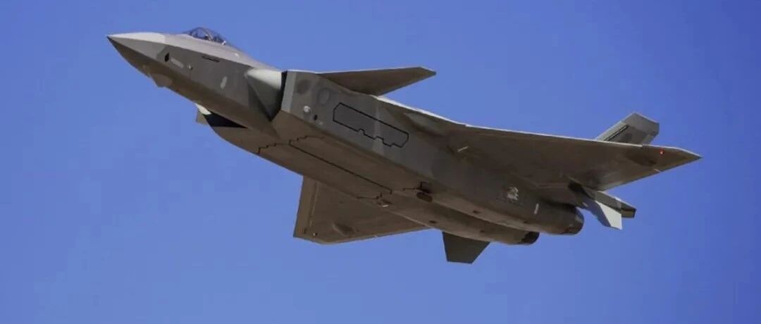 第三代鸭翼战机有多强？两张图形成鲜明对比，歼20优势太明显了！