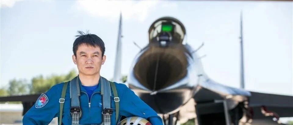 歼10C航电更先进，团战却屡次败给歼11B，到底是哪里出了问题？