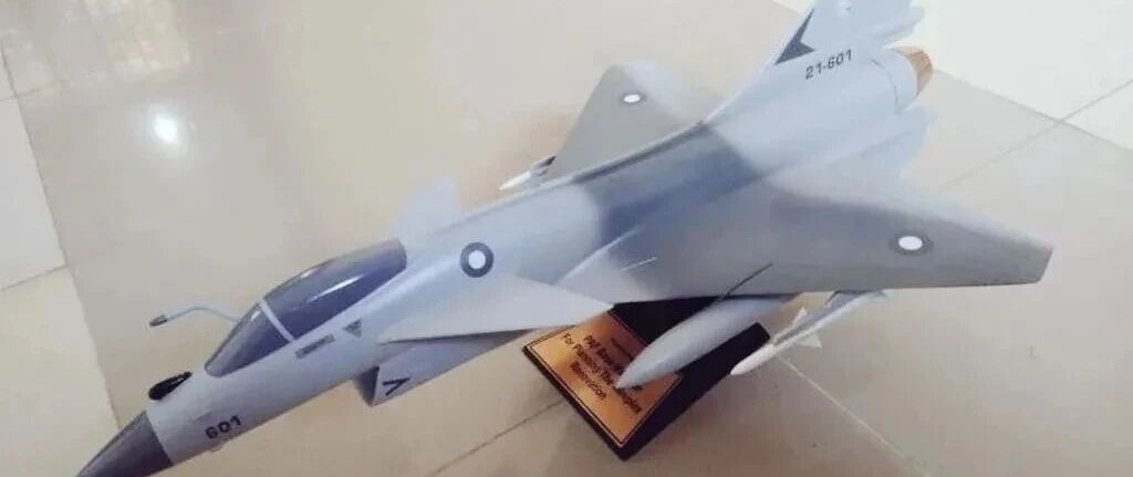 歼10确定落户巴基斯坦！王牌中队优先列装，最少采购30架