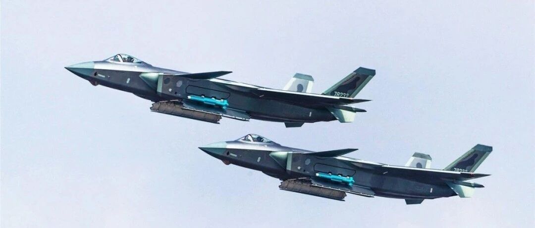 歼20露出破绽？被四代机当场锁定，印度空军得知后信心爆棚