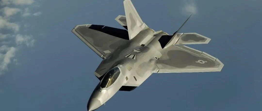 美国决定重启F22生产线，航电系统全面升级，面对歼20仍存在劣势