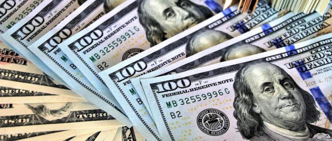 全球经济灾难即将来临？美国放水6万亿，只剩一个国家愿意接盘