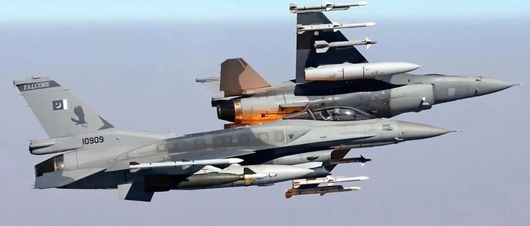 美国软硬兼施，巴基斯坦或放弃进口歼10，飞行员更偏爱西方战机