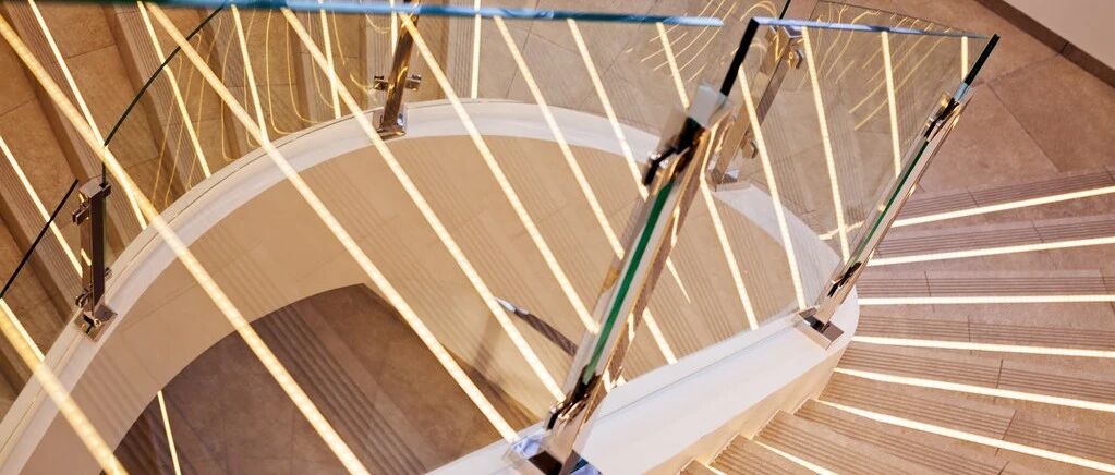 故意让它“翻车”