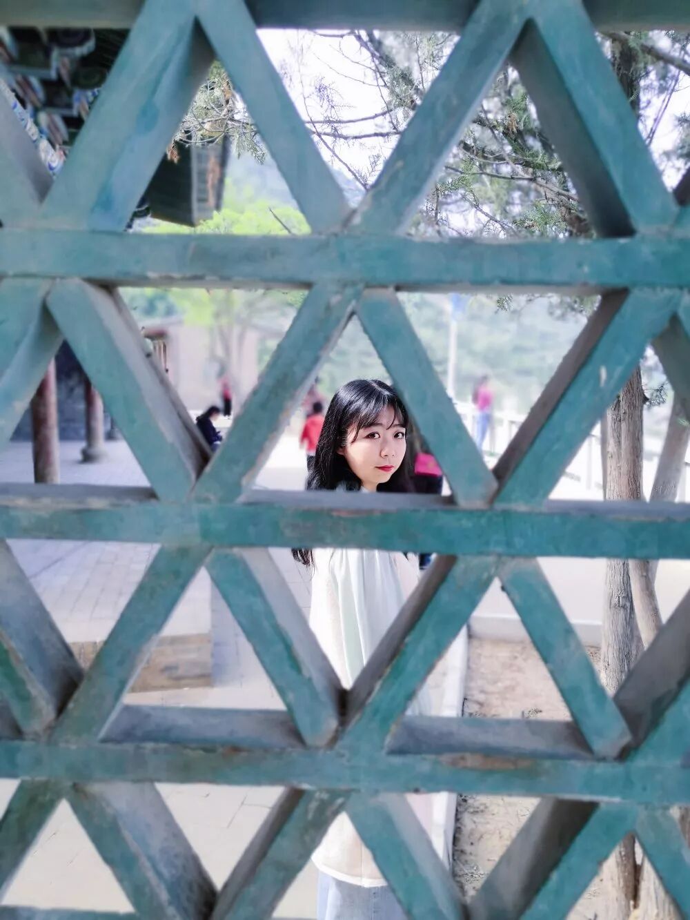 《美文》2019年第10期刊张佳羽散文《买书记》共5页