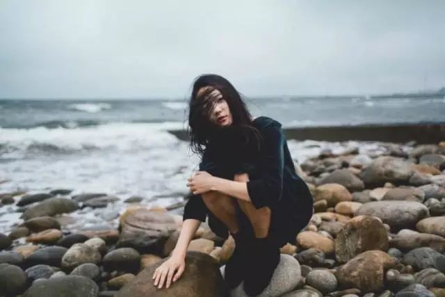 “调查过上千件婚外情，我告诉你婚姻的真相。”