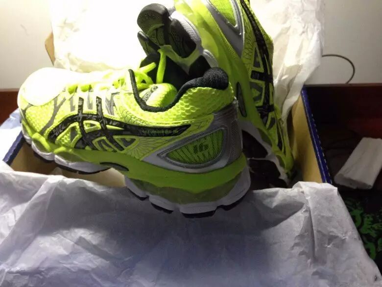 【亚瑟士】asics nimbus 16 lite show开箱以及与kayano20简单对比