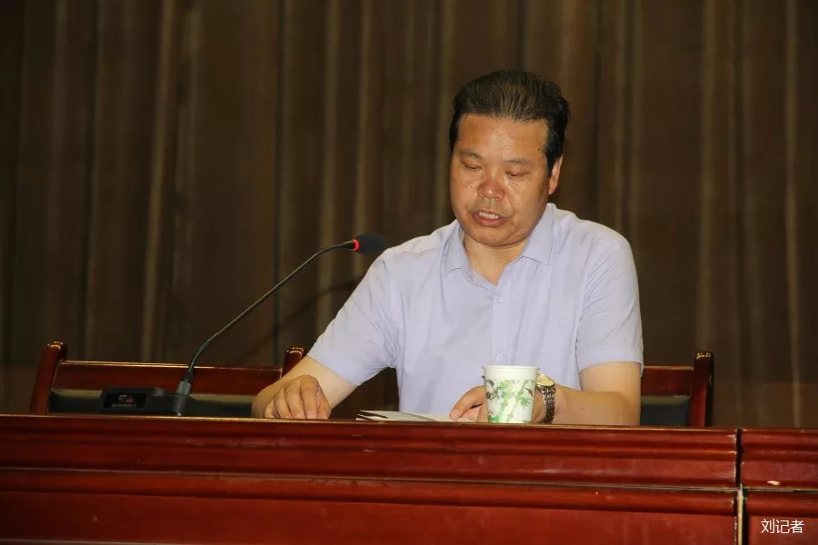 德国F十U教育集团项目(亚洲)主管熊火金博士深入靖远职专考察 德国F十U教育集团项目(亚洲)主管熊火金博士深入靖远职专考察