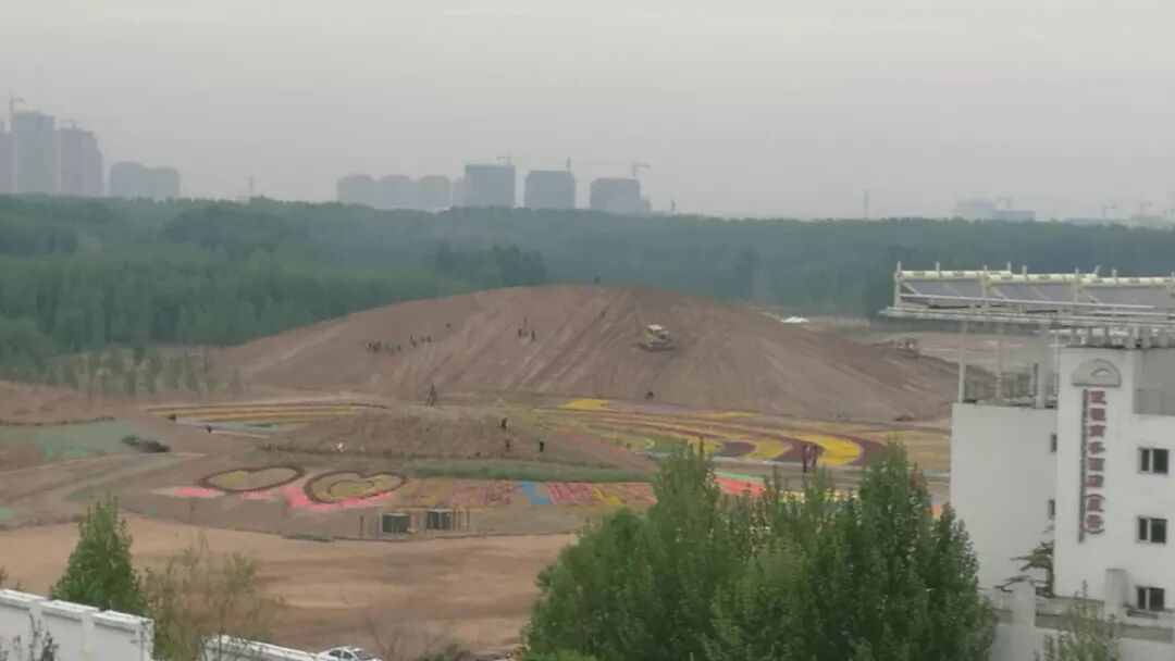 我负责貌美如花，你负责赚钱养家