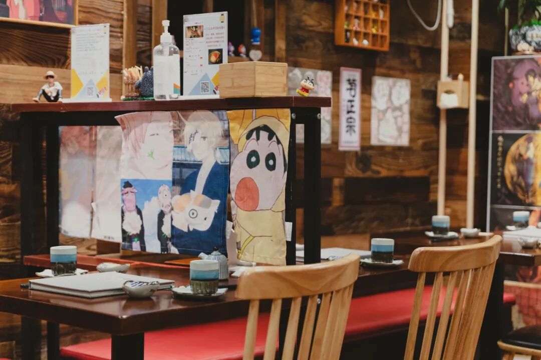 ���˴�����������ľӾ��ݣ����ݶ��Ǿ�ϲ��