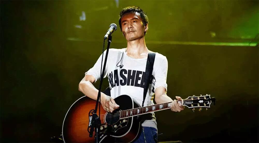 



朴树演唱《送别》痛哭：“生活就像炼狱，特别难熬”
