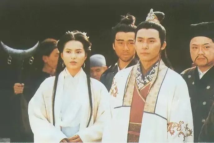 李若彤《吐槽大会》当主咖,回应54岁不结婚:爱情里失去自我,大多没结果-微信头条网 李若彤《吐槽大会》当主咖,回应54岁不结婚:爱情里失去自我,大多没结果