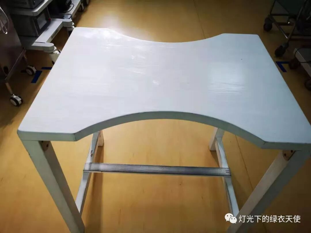 手术头皮夹怎么放（11月阅读Top1）手术缝针集合器、头皮夹清点架，手术室小发明太让人惊喜了！！_https://www.jmylbn.com_新闻资讯_第12张