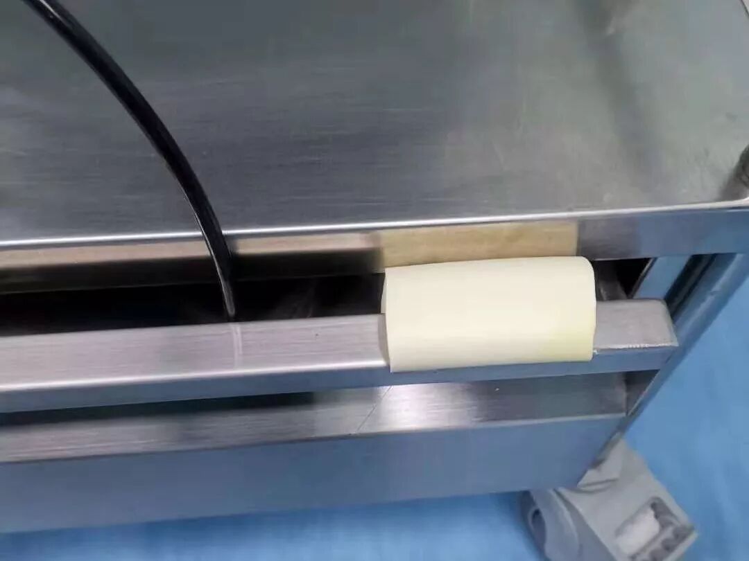 手术头皮夹怎么放（11月阅读Top1）手术缝针集合器、头皮夹清点架，手术室小发明太让人惊喜了！！_https://www.jmylbn.com_新闻资讯_第10张