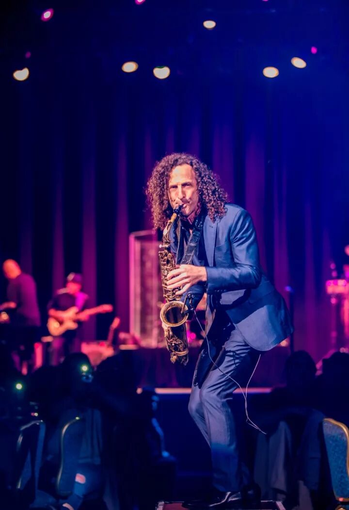谁是kenny g,肯尼基?