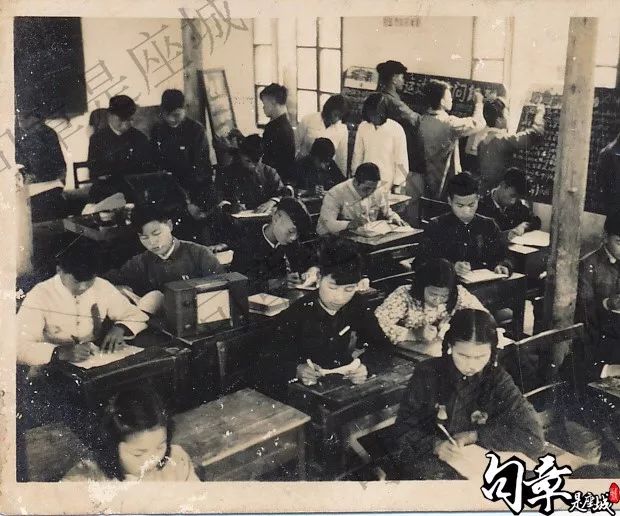 慈湖中学学校_慈湖中学_慈湖中学学费多少一学期