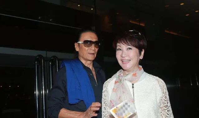 第一任女友爱上别人，第一任妻子出轨，他却被称为香港最风流男人（组图） - 17