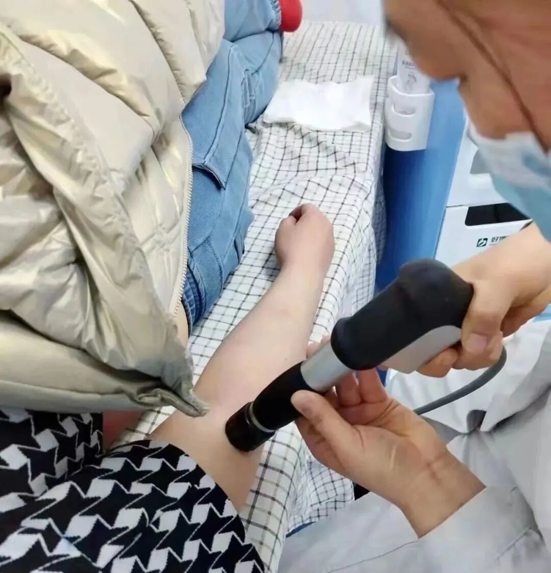 康复综合治疗仪怎么样【市立科普】康复科“神器”——冲击波治疗仪_https://www.jmylbn.com_新闻资讯_第1张