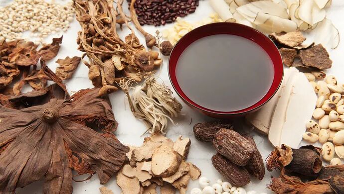 服用中药治疗?医生说这些事情一定要搞清楚!-友友