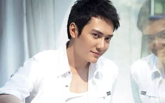 从赵丽颖冯绍峰结婚,教你看面相搭配_算命相术-易经卜卦网