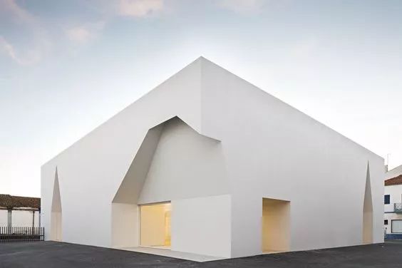 [分享]你以为建筑雨棚就是一个长方形啊?