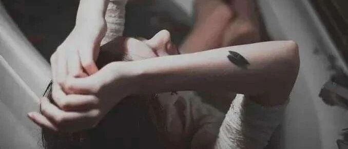 妙龄少女胡话连连 “自免脑”作祟