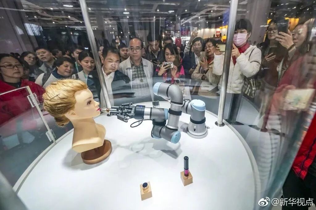 聚焦进博会丨两大电子商务平台项目落户栖霞！