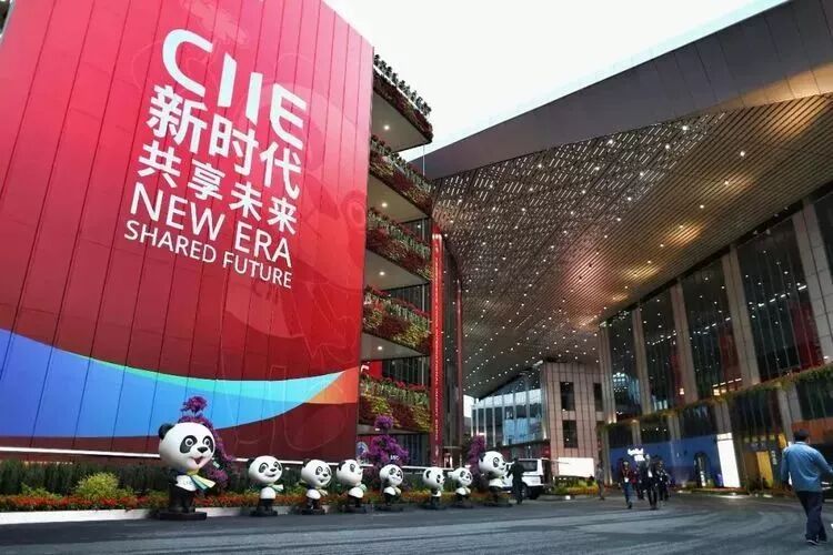 聚焦进博会丨两大电子商务平台项目落户栖霞！