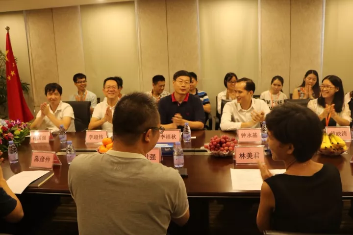 【会员动态】中共小微金融党支部挂牌成立 【会员动态】中共小微金融党支部挂牌成立