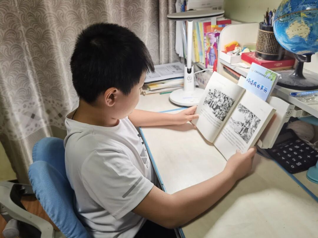 AD105怎么读【2024第(105)期】拓宽知识   启迪智慧之光——2024年上海市外高桥保税区实验小学暑假阅读活动_https://www.jmylbn.com_新闻资讯_第34张