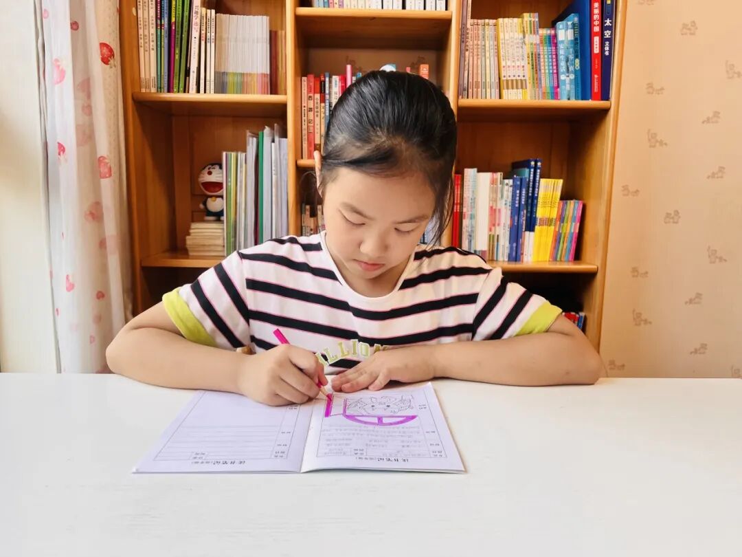 AD105怎么读【2024第(105)期】拓宽知识   启迪智慧之光——2024年上海市外高桥保税区实验小学暑假阅读活动_https://www.jmylbn.com_新闻资讯_第61张