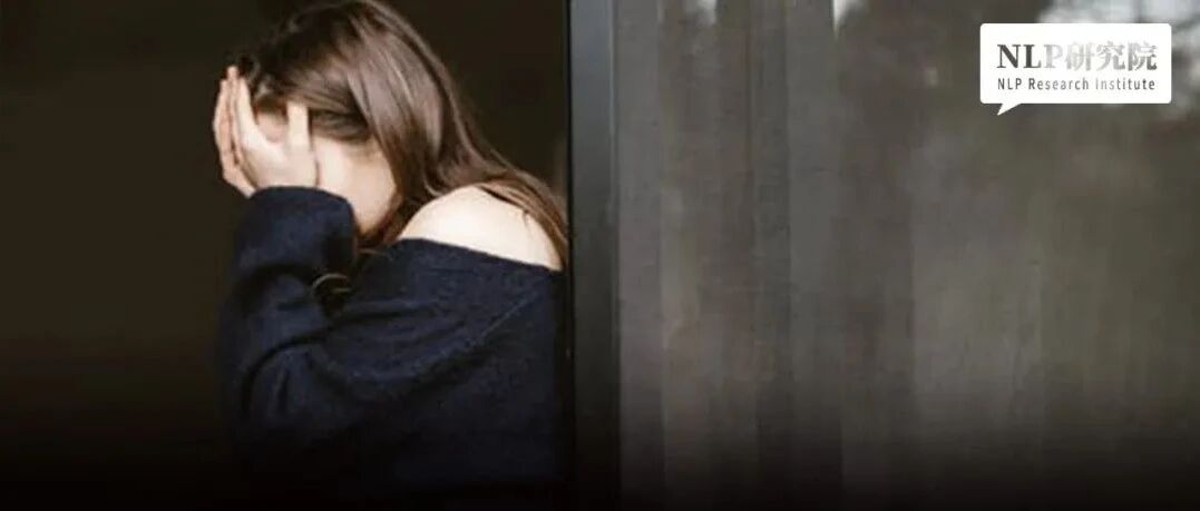 “妈妈，我后桌总用笔扎我”：孩子向你发求救信号，先别急着找老师，而是要……