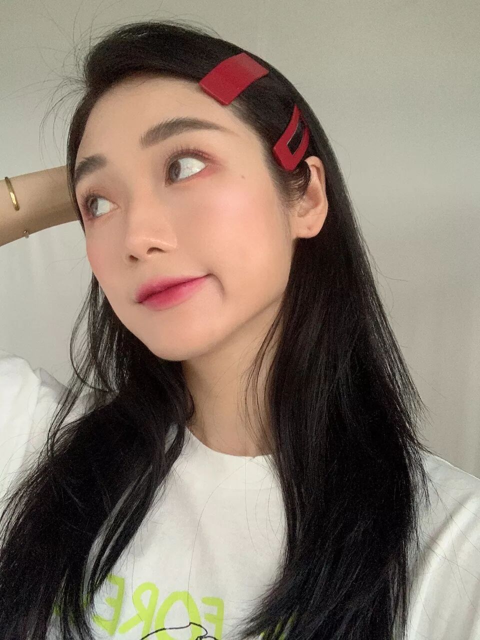 夏日妆容分享|可甜可辣蜜桃粉妆容(蜜桃粉显肤色吗女生)